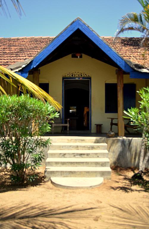 15Lmd Villa In Front Of The Lagoon Batticaloa Eksteriør billede